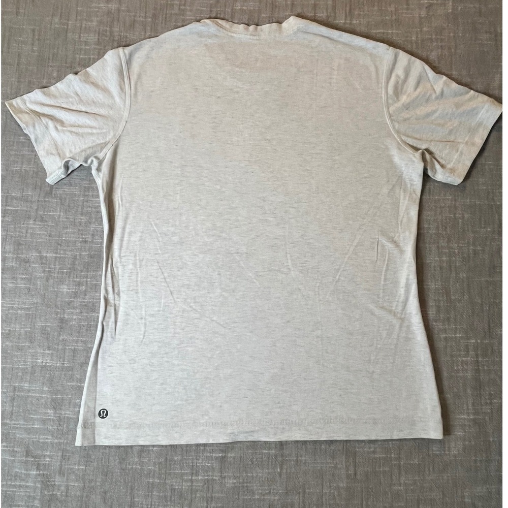 Lululemon Mens Short Sleeve Shirt 2 Pack Grey and White Heather Small - Picture 9 of 12